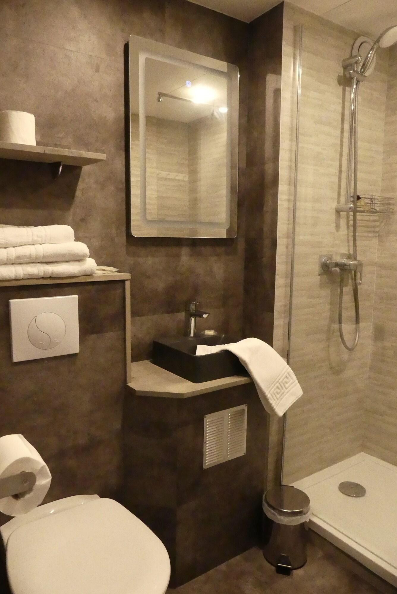 Contact Hotel Le Provencal Bordeaux Lac Dış mekan fotoğraf