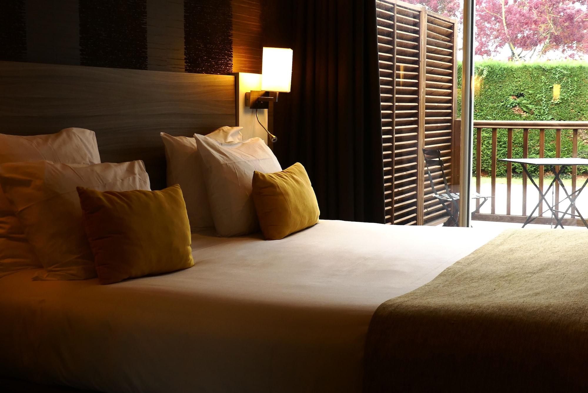 Contact Hotel Le Provencal Bordeaux Lac Dış mekan fotoğraf